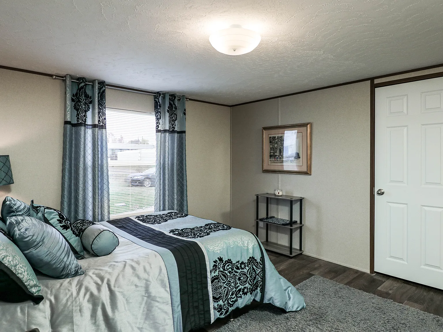 3 bed, 1064 sqft, $1,475 — Photo 2