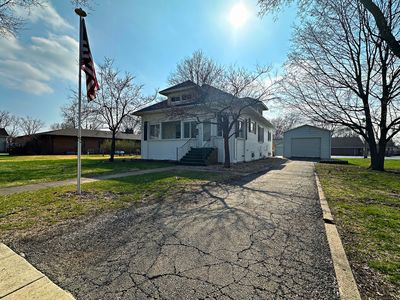 416 S Walnut St, Wenona, IL, 61377