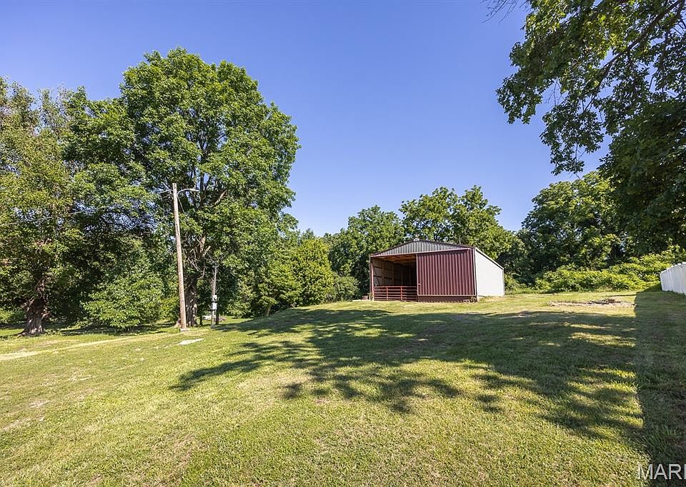 1st image of 2955 Leland Dr