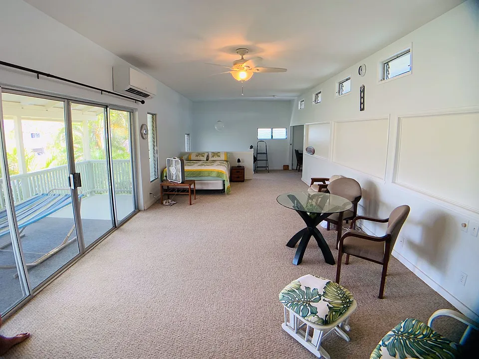 345 Kalama St