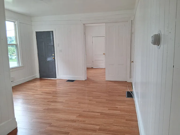 75 Church St — Photo 5