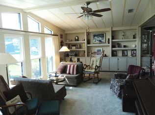 2813 Wekiva Rd, Tavares, FL 32778