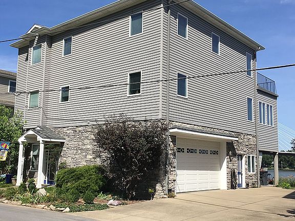 Right: Driveway & Garage