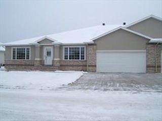 1st image of 1821 Evergreen Way