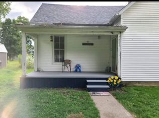 205 Walnut St, Browns, IL 62818