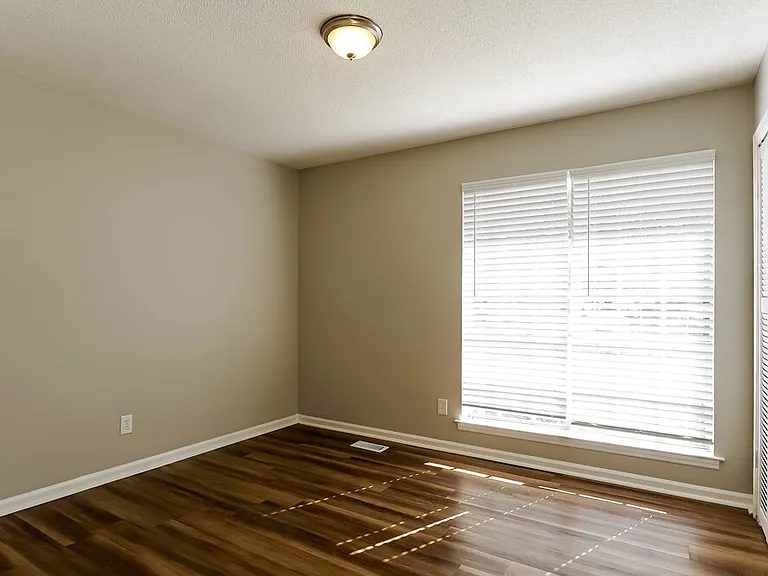 1632 Maralyn Dr — Photo 11