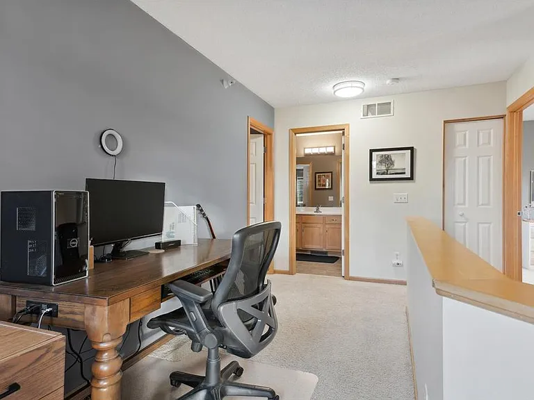17610 Hackberry Ct — Photo 14
