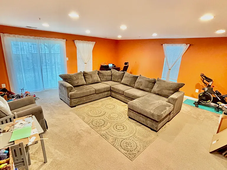 7673 Timbercross Ln — Photo 12