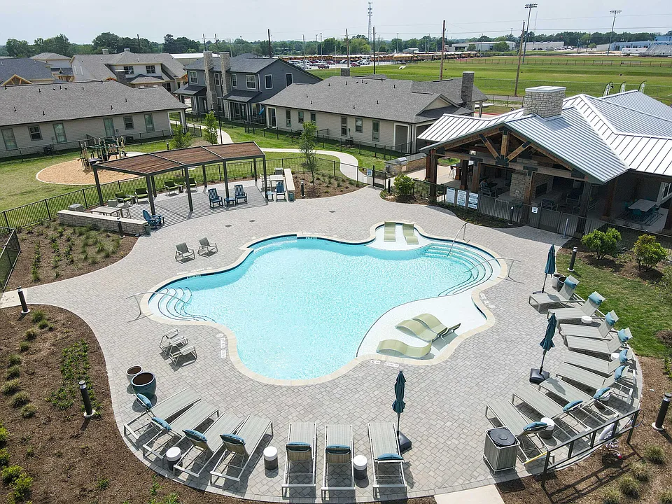 Home at Waller