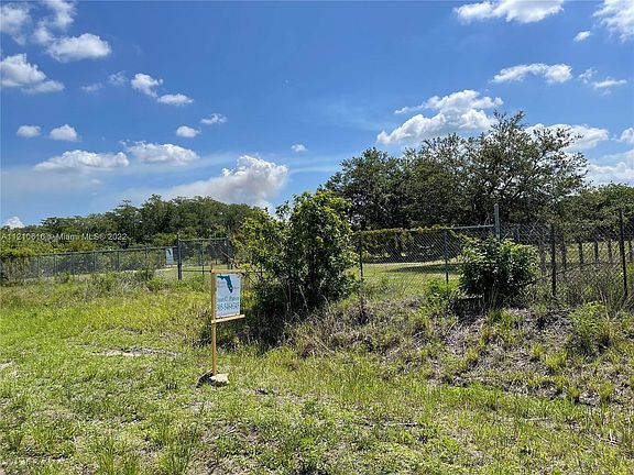 2nd image of 785 Granja City In The Est #Of
