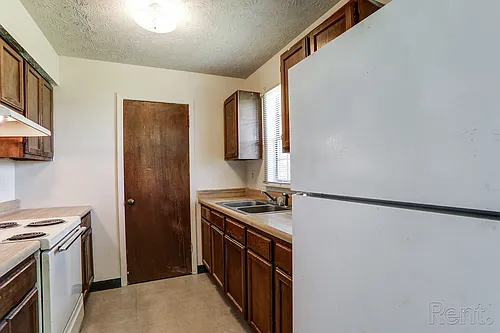 Ozark Estates Photo 1