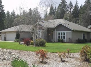 294 Whitestone Dr, Grants Pass, OR 97527