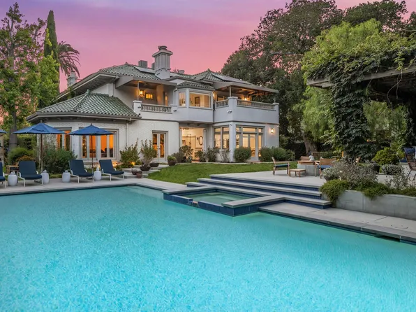 248 S Van Ness Ave, Los Angeles, CA 90004