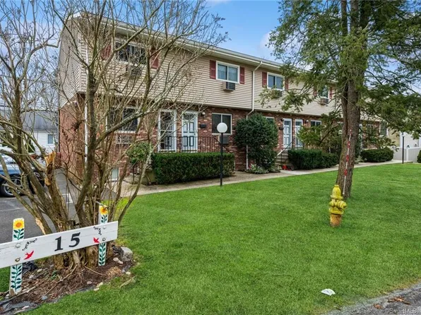 15 Columbus Place #1, Stamford, CT 06907
