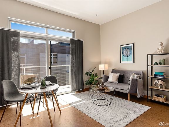 5th image of 1413 12th Ave #604