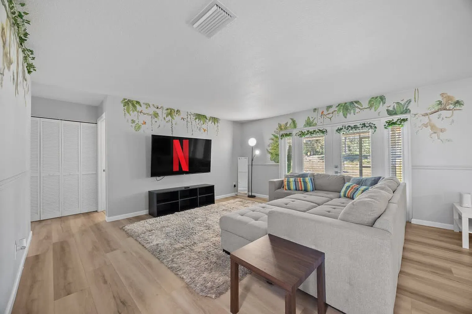 4 bed, 3.0 bath, $4,719 — Photo 4