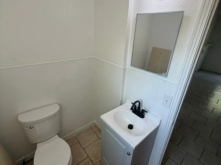 5337 Hearne Ave — Photo 9