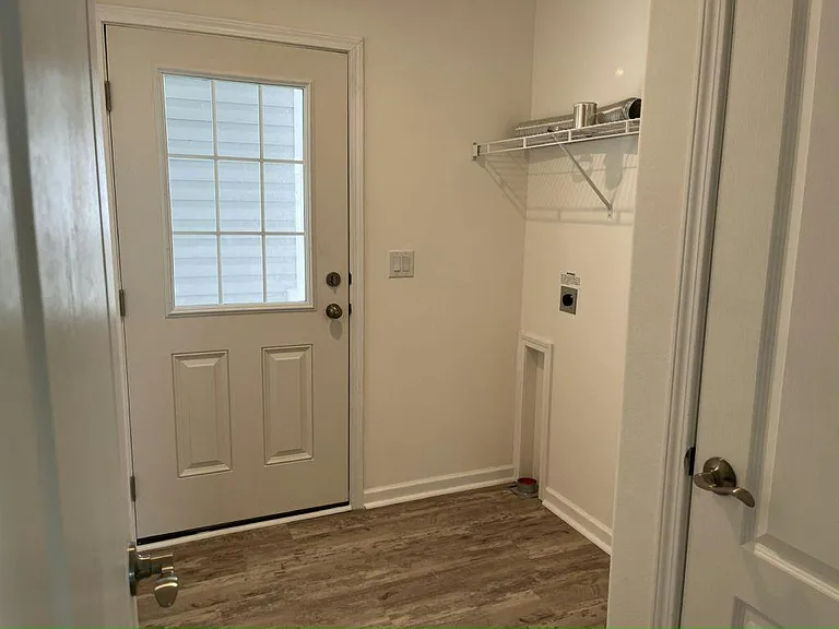 568 Plaza Del Sol #568 — Photo 12