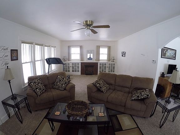 3rd image of 318 N Chautauqua St