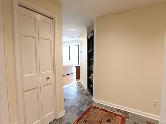 3rd image of 1102 Admirals Walk