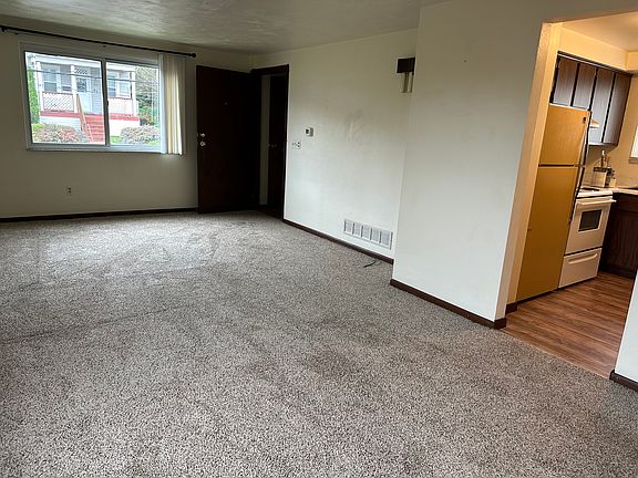 3rd image of 48 Fordham Ave #2B