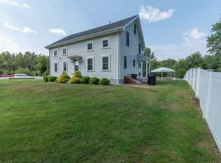 223 Annaquatucket Rd, North Kingstown, RI 02852