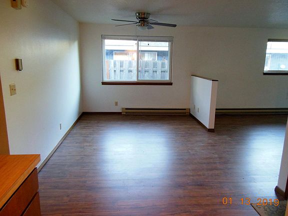 4th image of 257 NE 12th Ave
