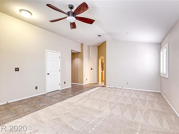 5th image of 4404 Charneta Ct