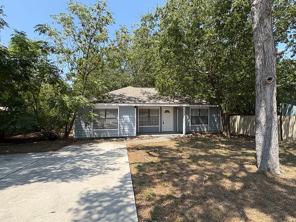 1605 Post Rd