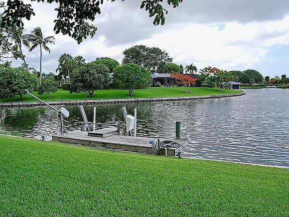 Dock