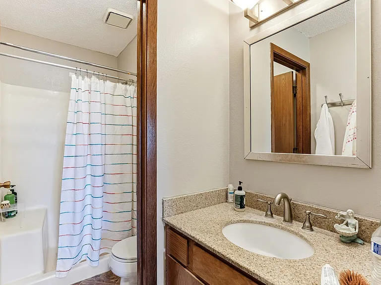 3850 Plymouth Blvd #323 — Photo 21