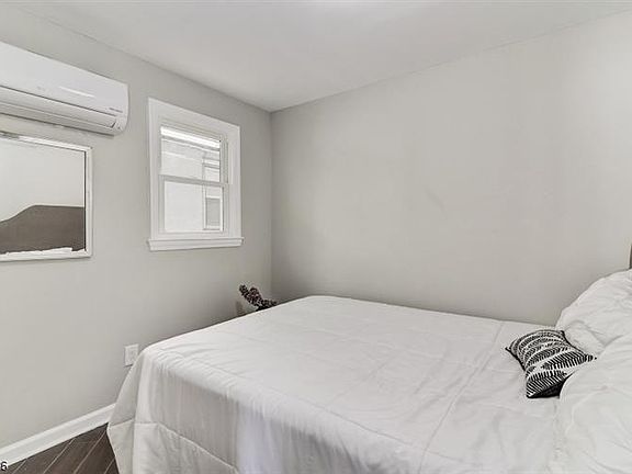 4th image of 418 Virginia Ave