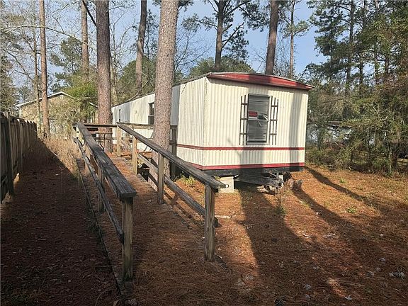 3rd image of 70437 5th St