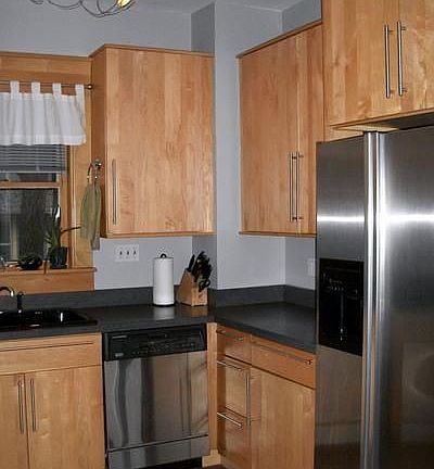 3rd image of 72 Marvin Ave