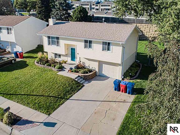 2nd image of 13608 Emiline Cir