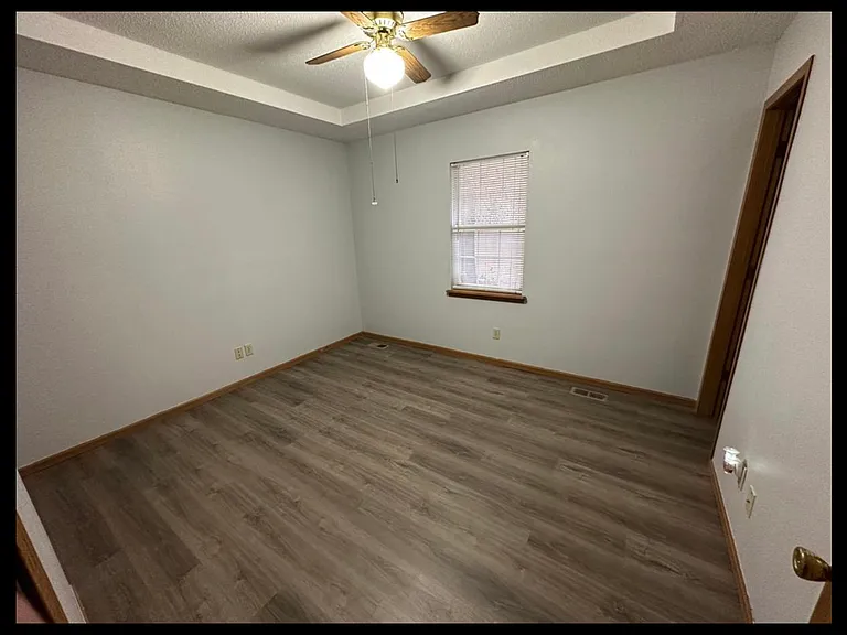3901 S New York Ave — Photo 8