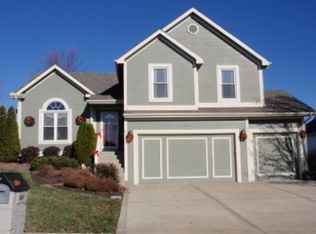 1313 River Run Dr, Platte City, MO 64079