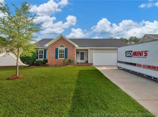 424 Bramblegate Rd, Hope Mills, NC 28348