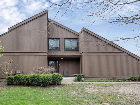 2162 Willowick Sq #A, Columbus, OH 43229