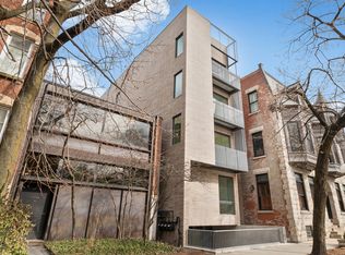 530 W Dickens Ave #401, Chicago, IL 60614