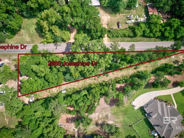 28888 Josephine Dr, Perdido Beach, AL 36530