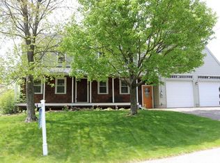2 Dawn St, Blackstone, MA 01504