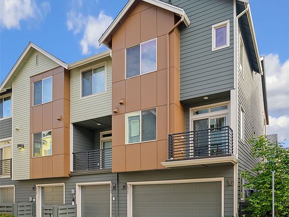 2nd image of 15741 NE 14th ALY