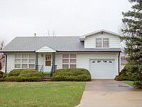 1st image of 613 Shirley St