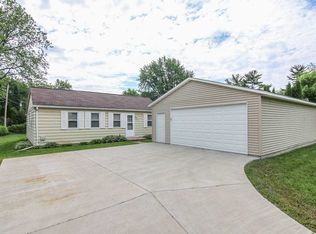 5313 Fayette Ave, Madison, WI 53713