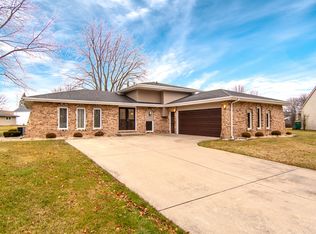 412 Colony Ct, Shorewood, IL 60404