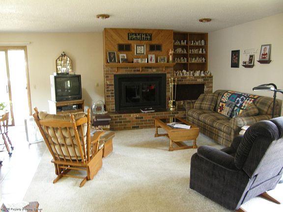 2nd image of 707 W Dr