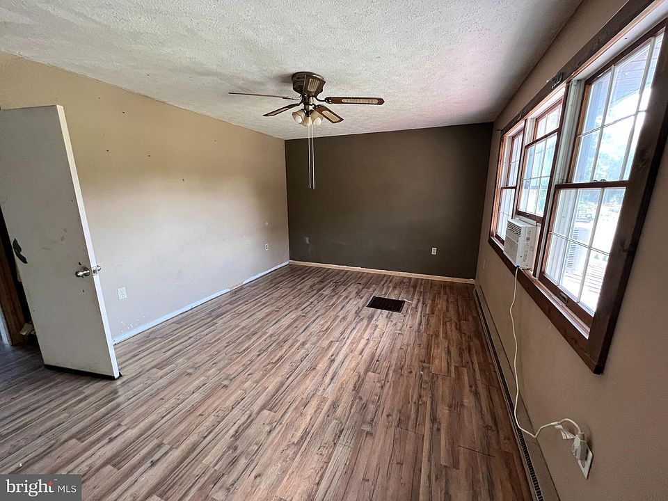 19 A St, Oakland, MD 21550 Zillow