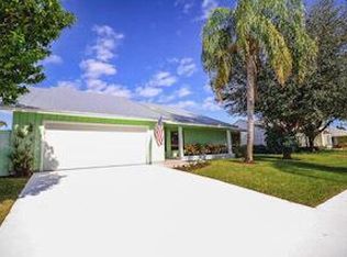 65 Pine Hill Trl W, Tequesta, FL 33469