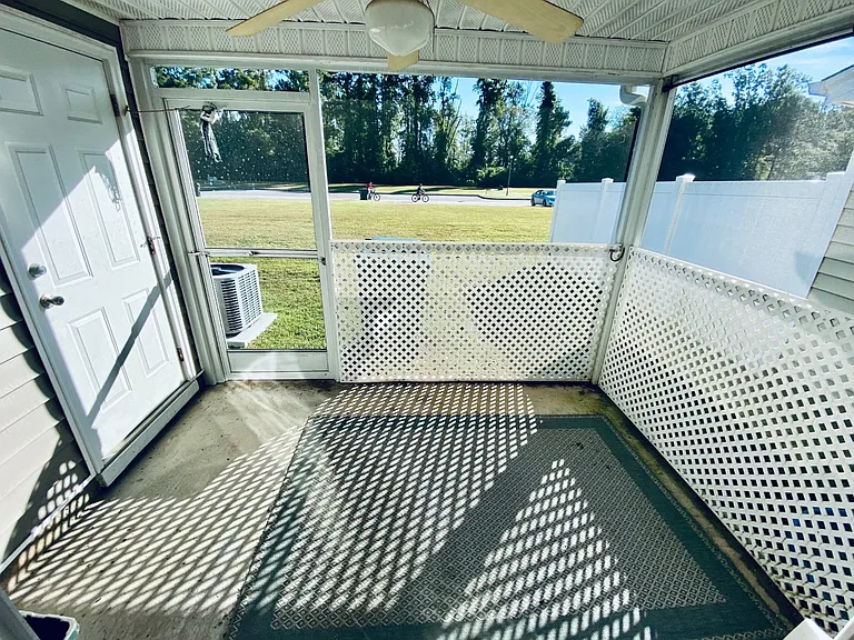 Patio_10052021